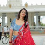 Deepthi Sunaina Instagram - ❤️💙 #deepthisunaina . . . . . 👗: @navya.marouthu 📸: @rollingcaptures
