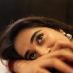 Deepthi Sunaina Instagram - 🖤 #deepthisunaina 📸: @rohitnagsai ❤️ Styled by @srikrupa.saggam ❤️ #deepthisunaina