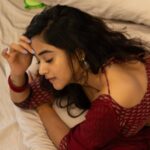 Deepthi Sunaina Instagram - 🖤 #deepthisunaina 📸: @rohitnagsai ❤️ Styled by @srikrupa.saggam ❤️ #deepthisunaina