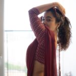 Deepthi Sunaina Instagram - 🫂 📸: @rohitnagsai ❤️ Styled by @srikrupa.saggam ❤️ #deepthisunaina