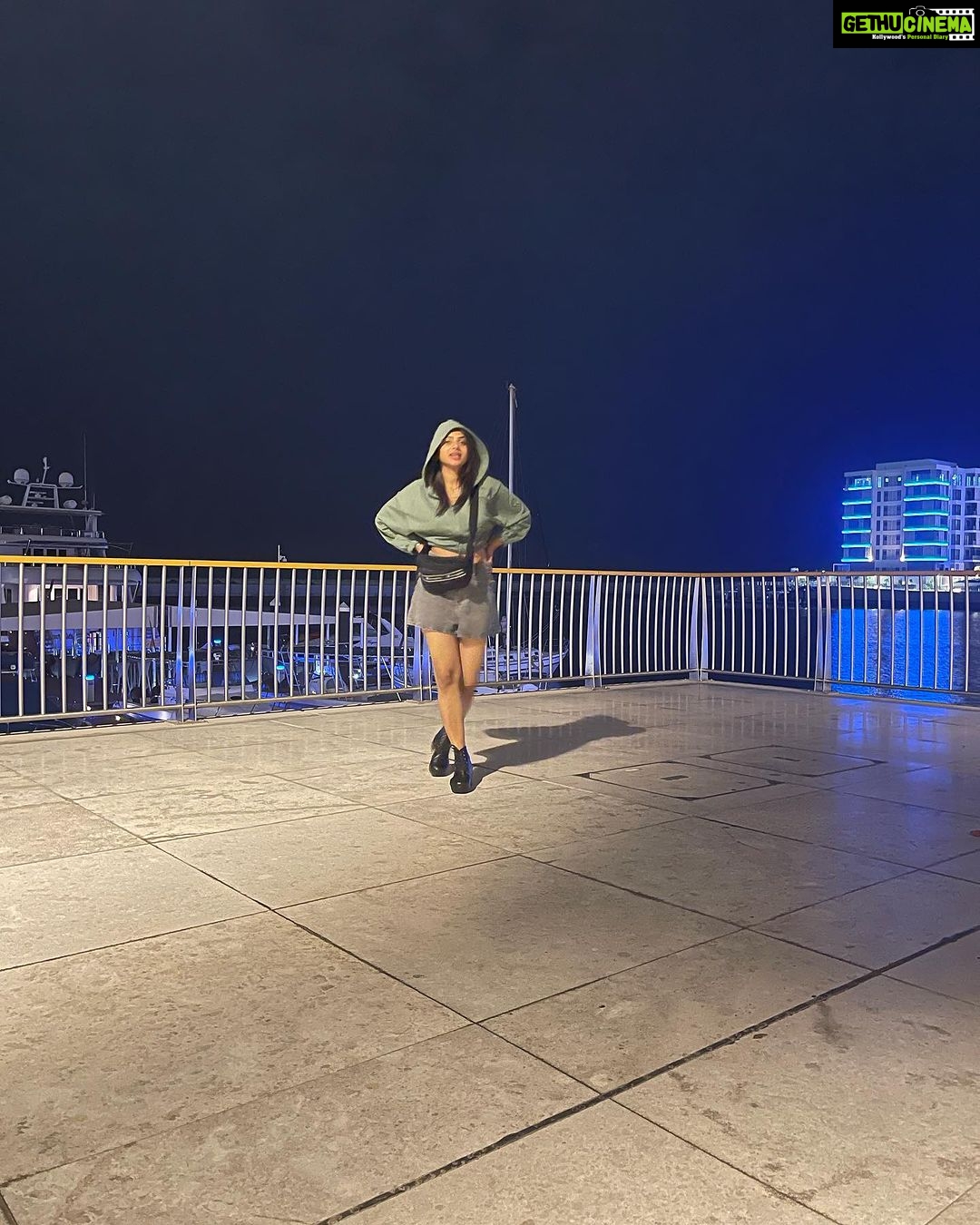 Delna Davis Instagram - Almouj Marina - the Wave, Muscat.