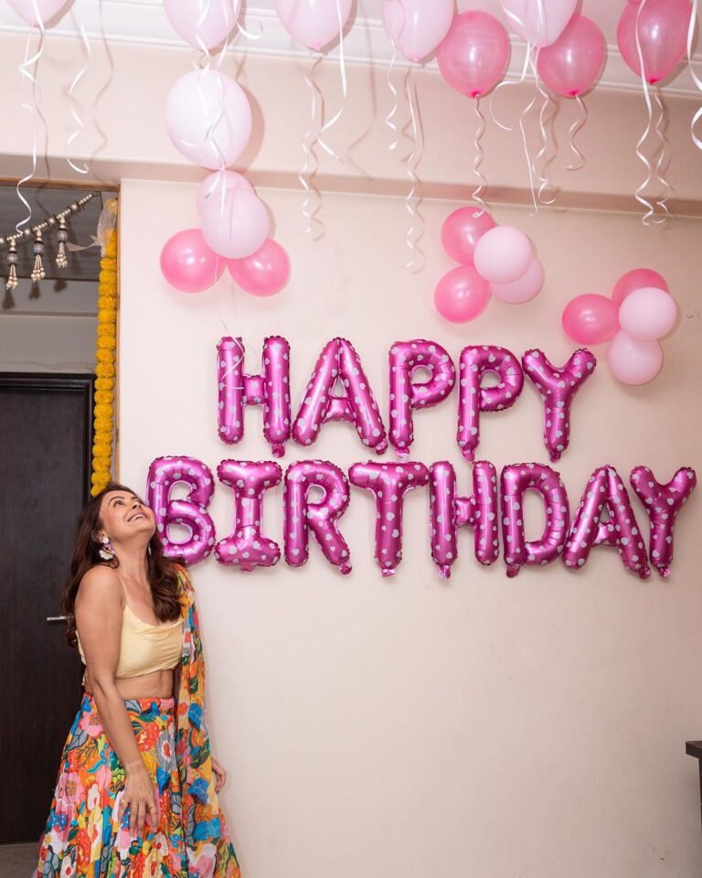 Devoleena Bhattacharjee Instagram - OMG…….Whats up everyone 🥰 Happiest Day of my life. “My Birthday “. 😁🥰🧿 MUA - @makeup_by__shraddha Clicked by @fashion_btphotography Outfit: @shopaffroz Styling: @styling.your.soul Brand Pr: @socialpinnaclepr #birthdaygirl #happiness #celebration #blessed #myfavouriteday #birthday #augustborn Mumbai - मुंबई