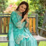 Devoleena Bhattacharjee Instagram - Ufff this song ❤️ Heeriye @shanwaz7636 🥰 Makeup & hair - @makeup_by__shraddha Clicked by @fashion_btphotography Outfit: @nehamtaonline Styling: @styling.your.soul #tripping #heeriye #birthdaymonth #birthdayweek #celebrationbegins #devoleena Mumbai - मुंबई