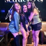 Devoleena Bhattacharjee Instagram - Seductive😂 as it says in the pic 😝😝 . Finally we 3 meet ♥️ . #influencer #besties #saathiya #gang #tvseries #rashi #gopi #radha #cuties