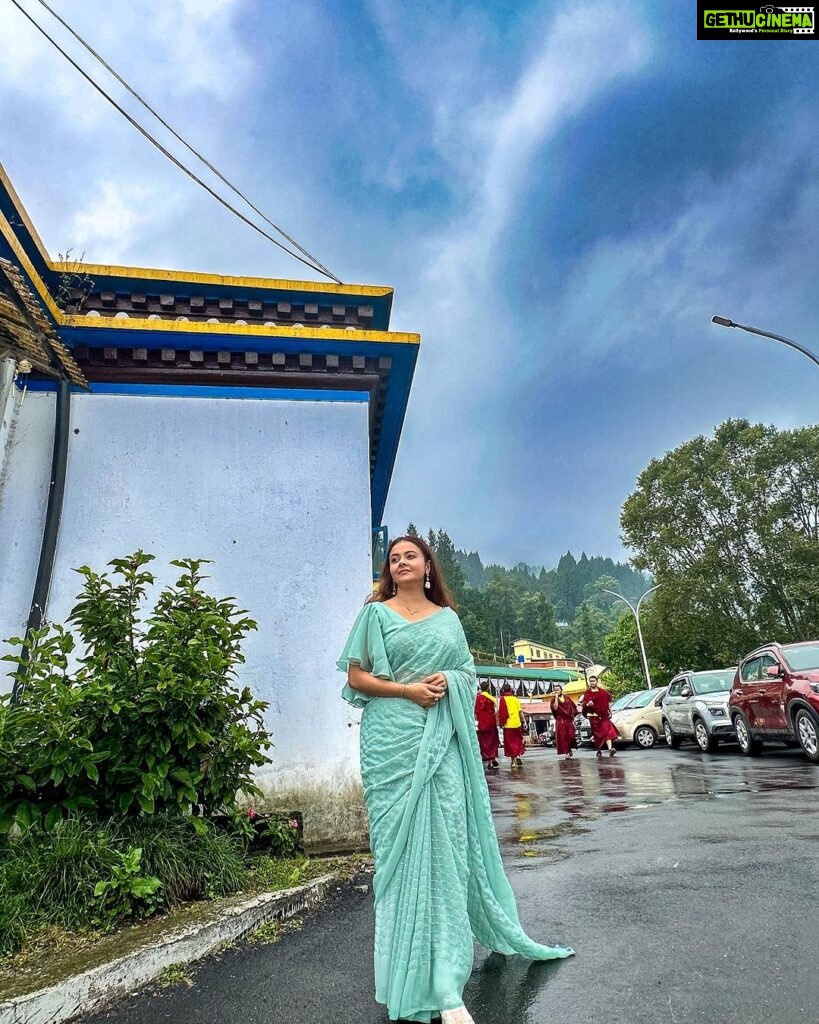Devoleena Bhattacharjee Instagram - Mother Nature 🌳🌳🌳 #natureheals #gangtok #traveladdict #devoleena Gangtok, Sikkim