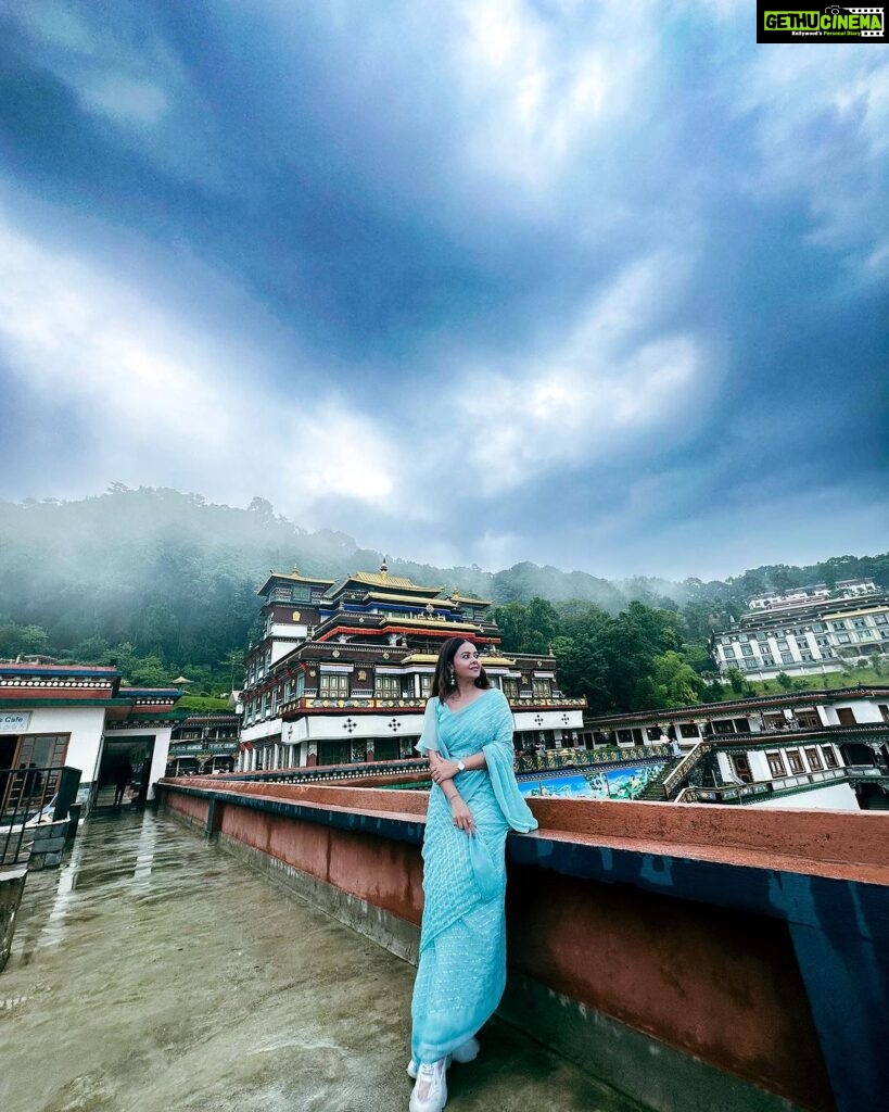 Devoleena Bhattacharjee Instagram - Mother Nature 🌳🌳🌳 #natureheals #gangtok #traveladdict #devoleena Gangtok, Sikkim