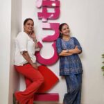 Devoleena Bhattacharjee Instagram - Not at all promotional. Its absolutely personal. Because i love her so much ❤️🤗 @drapratim. Apart from a superb dermatalogist , she is a great human being and meeting her is always a fun. ❤️😘 #devoleena #cutis #skincare Mumbai - मुंबई