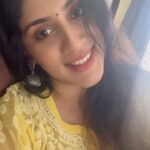 Dhanya Balakrishna Instagram – More like mid-week yellows! 💛💙💛💙💛