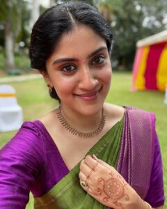 Dhanya Balakrishna Instagram - pattu cheera pichi 😍😍