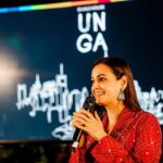 Dia Mirza Instagram - At the end of a long enriching day we got to spend some time with each other at the @goalshouse @theglobalgoals to celebrate the connection we have with nature through the power of storytelling 💚🦋🐯 @colin.butfield @openplanetorg @silverback_films have chosen to democratise storytelling by giving access to people everywhere to footage from all over the planet . @planetindia_ is the first example of how this initiative can work to help us #ActOnClimate share solutions and make a real difference 🙏🏻🙌🏼 It is my honour to be on the advisory board for @planetindia_. Thank you @tamseel_h @pluctv for the work you are doing to advance the #GlobalGoals. #ForNature #ClimateAction A big thank you to the audience in the front row that listened and rooted 😉 #ThrowBack #UNGA78 New York, New York