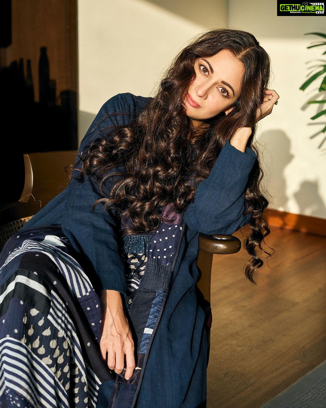 Dia Mirza Instagram - For the @planetindia_ launch in Delhi recently we chose to wear this completely recycled outfit by @tillabyaratrikdevvarman β»οΈπ THE RECYCLED PROJECT Recycled is a zero-waste project in collaboration with Soach, an NGO in Gujarat, India. It generates sustained work for a group of women in Pindharada and nearby villages while encouraging them to explore their own artistic expression. The project uses cutting fallouts from our workshop, which the women sew into patchwork textiles for clothing and quilts. By incorporating these scrap fabrics into new designs, we ensure no part of the labour that has gone into their making is wasted. Thank you @tillabyaratrikdevvarman for making the difference you are #ForPeopleForPlanet π Styled by @theiatekchandaney Photos by @ankitchatterjee.official Hair by @karanrai001 Make up by @kiran_chhetri92 Team @diva_rose21 Managed by @exceedentertainment @shruti8711 #SustainableFashion #SustainableLiving #HandcraftedInIndia #MadeInIndia #VocalForLocal Hotel Oberoi, New Delhi