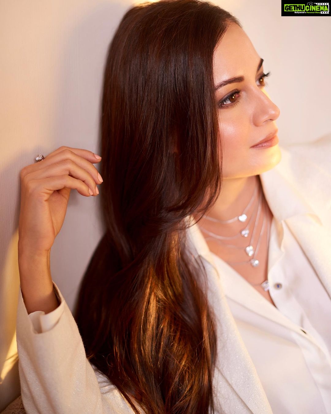 Dia Mirza Instagram - Donโt kill with kindness. Win with kindness ๐๐ค #TuesdayThoughts Outfit - @payalkhandwala Jewellery - @diosaparis Styled by @theiatekchandaney Make up @tush_91 Hair by @hairstylist_madhav2.0 Photos by @dhruv_dixit_serenity Managed by @shruti8711 @exceedentertainment Bandra World of Storytellers
