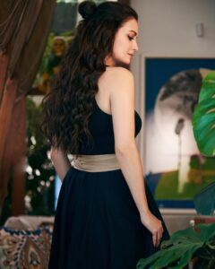 Dia Mirza Instagram - “A Woman in harmony with her spirit is like a river flowing. She goes where she will without pretense and arrives at her destination prepared to be herself and only herself. “ – Maya Angelou

Outfit- @sand.byshirin 
Jewellery-@outhousejewellery
Shoes- @oceedeeshoes

Styled by @theiatekchandaney 
Assisted by @jia.nariman 
Make up @shraddhamishra8 
Hair @tejisinghofficial 
Photos @dhruv_dixit_serenity 

#Latergram #Throwback #OOTD #SustainableFashion #VocalForLocal