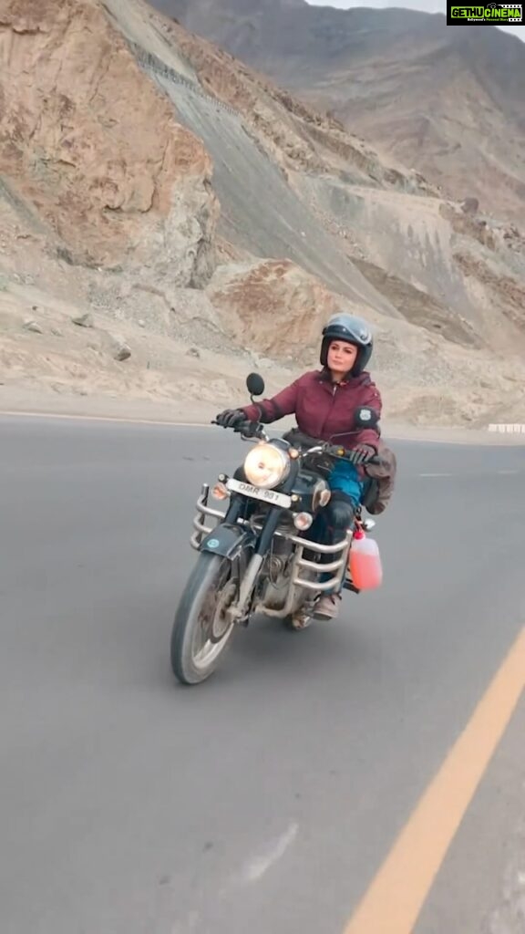 Dia Mirza Instagram - Cheers to women with inner lives and aspirations. Women who are enough but want to live more, be more, do more. Women not defined by their age, their bodies or the roles they are supposed to conform to 💓🏍️🦋⛰️ #DhakDhakInCinemas Thank you @ritika_lahiri @thebikerni may your tribe thrive 🐯 Creative by @freishia #RatnaPathakShah @fatimasanashaikh @sanjanasanghi96 @taapsee #KevinVaz @ajit_andhare @pranjalnk @aayush_blm @dudeja_sahaab @parijat_joshi @Viacom18Studios #OutsidersFilms @blmpictures @zeemusiccompany