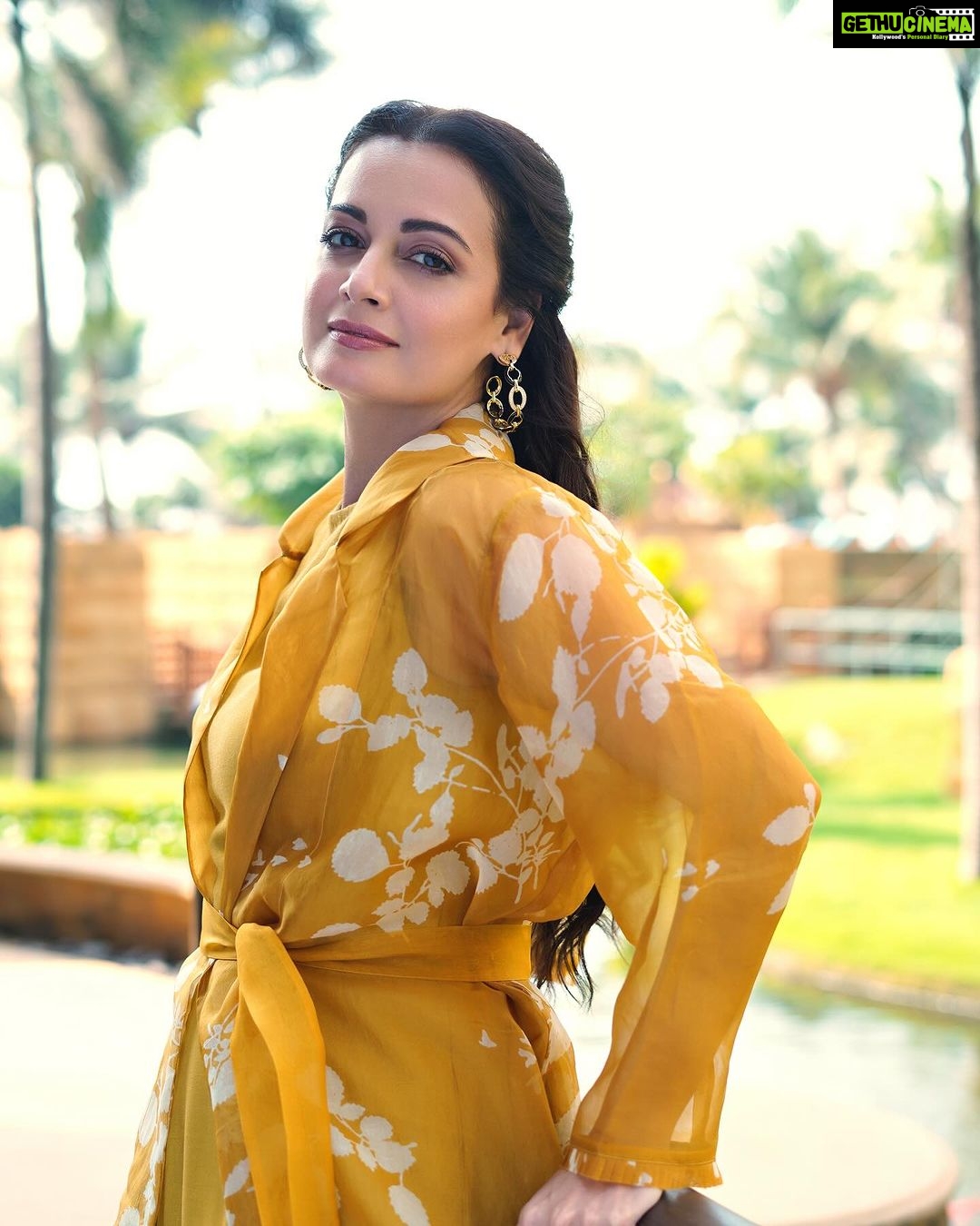 Dia Mirza Instagram - “क़दमों में तेरे जहान हैं” 💓🏍️🦋 Thank you for giving #DhakDhak your love and support 🙏🏻 #DhakDhakInCinemas Outfit Courtesy - @pallavisingh_arcvsh Jewellery Courtesy -@isharya Styled by @theiatekchandaney MUH @shraddhamishra8 Photos by @dhruv_dixit_serenity Managed by @shruti8711 @exceedentertainment JW Marriott Mumbai Juhu