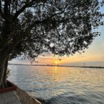 Dia Mirza Instagram – Chasing sunsets 🌅 as usual 💖 #SunsetKeDivane 

@vaibhav.rekhi 🙃🐯 Sailing Club