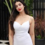 Digangana Suryavanshi Instagram - 🍒❤️🍃☀️ Photographer: @girish_rajput_photography Makeup & Hair: @makeoverbysejalthakkar Outfit: @kamli_fashion Team: @greenlight__media #diganganasuryavanshi