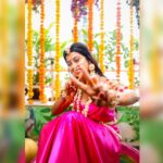 Digangana Suryavanshi Instagram - The birthday ritual❤️ #26 #princesse Makeup: @shapeyourface_withyj Hair: @makeoverbysejalthakkar Outfit: @kamli_fashion #diganganasuryavanshi
