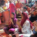 Digangana Suryavanshi Instagram - Ganga aarti at #harkipauri #haridwar 🙏🏻 😇 #jaimaagange Outfit @bibhaboutique Harki Podhi, Haridwar, Uttarakhand