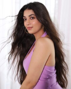 Digangana Suryavanshi Instagram - 🔮🖼💜

Photographer: @girish_rajput_photography
Makeup & Hair: @makeoverbysejalthakkar
Outfit: @kamli_fashion
Team: @greenlight_media 

#diganganasuryavanshi