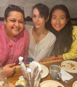 Dipannita Sharma Instagram - Stuffing ourselves & talking over each other kinda catch ups 😁♥️ the best !!! Warmth & love all around … @ankita_earthy @brainuse @milindrunning @shishiradmane Missed you @dilsheratwal P.S - when we meet we meet in succession otherwise we don’t meet at all hahaha. Here’s to meeting sooner this time . #catchups #weekends #afternoons