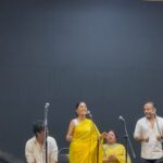 Dipannita Sharma Instagram – A mesmerising musical evening . So glad I could make it for this unmissable event called #yayavar … please swipe left to discover some amazingly remarkable talents. Couldn’t believe this was their first show !
@kavipandit you are exceptional ( & thank you for making me a part of your very first show ) . I wish you many many more . All the success & all the happiness . 
What a team , each one of them unique , fabulous . Here’s to all of you … it was an evening that fed the soul . Thank you all ✨
@raginipratap 
@amrita.bagchi @samchandel @hi5ankit @tamalpandey 

Outfit : traditional Assamese #MekhelaSador mixnmatch from my wardrobe 

#Mumbaievening #foodforsoul