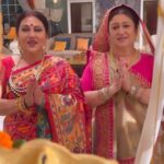 Dipika Chikhlia Instagram - United in prayers 👍 #instagood #photography #photooftheday #instagram #picoftheday #fashion #beautiful #instadaily #mumbai #style #photo #happy #explore #reelitfeelit #reelofinstagram #reels #fashionreel #moodyreel #mumbaiinstagram #instagramreel #instareel#dipikachikhliatopiwala #Trendingreels #viral #Viralvideo #dipikachikhlia #dctmovies #dhartiputranandani
