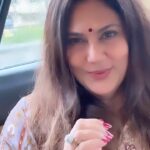 Dipika Chikhlia Instagram - Life is all about how you react …. #instagood #photography #photooftheday #instagram #picoftheday #fashion #beautiful #instadaily #mumbai #style #photo #happy #explore #reelitfeelit #reelofinstagram #reels #fashionreel #moodyreel #mumbaiinstagram #instagramreel #instareel#dipikachikhliatopiwala #Trendingreels #viral #Viralvideo #dipikachikhlia #dctmovies #dhartiputranandani