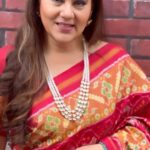 Dipika Chikhlia Instagram - Prayers are strong tool s to manifest 🙏 #instagood #photography#prayerworks #prayer ##photooftheday #instagram #picoftheday #fashion #beautiful #instadaily #mumbai #style #god #happy #explore #reelitfeelit #reelofinstagram #reels #fashionreel ##mumbaiinstagram #instagramreel #instareel#dipikachikhliatopiwala #Trendingreels #viral #Viralvideo #dipikachikhlia #dctmovies #dhartiputranandani