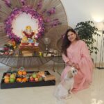 Dipika Chikhlia Instagram - He came he saw and he blessed 🙏💕 #instagood #photography #photooftheday #instagram #picoftheday #fashion #beautiful #ganesha #ganpatibappamorya #mumbai #style #photo #happy #explore #reelofinstagram #reels #fashionreel #moodyreel #instagramreel #instareel#dipikachikhliatopiwala #Trendingreels #viral #Viralvideo #dipikachikhlia #dctmovies #dhartiputranandani