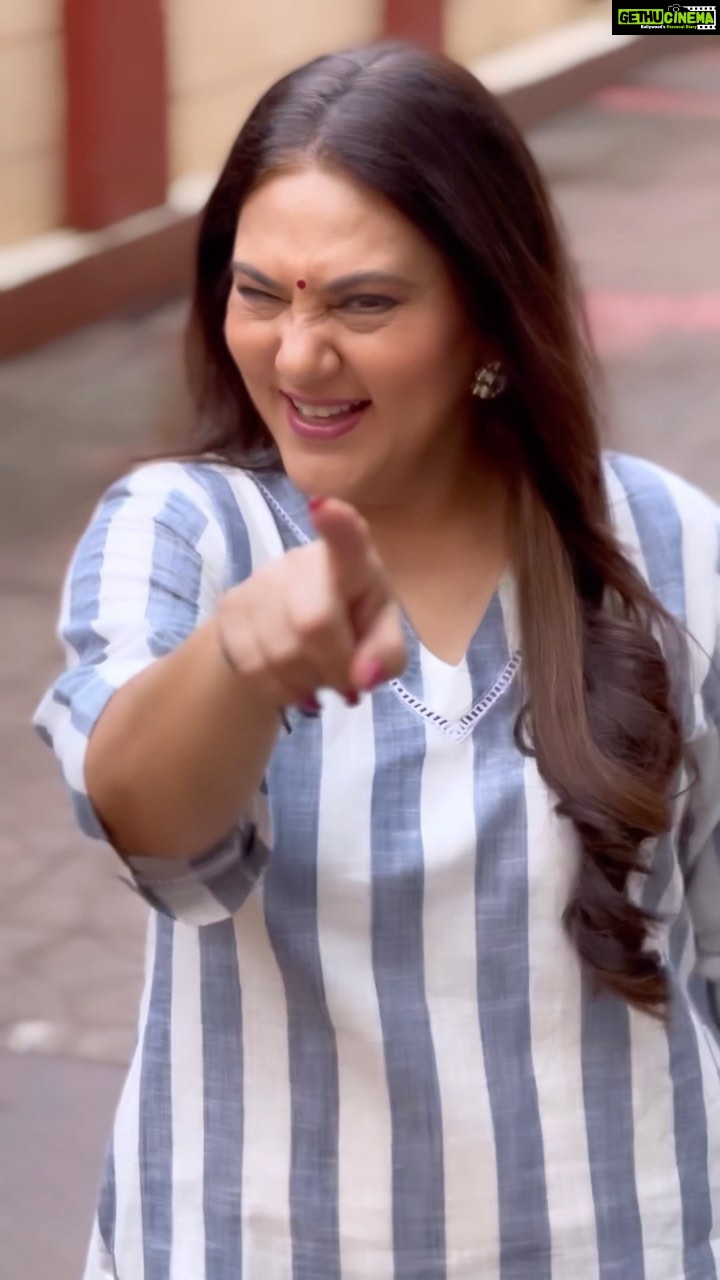 Dipika Chikhlia Instagram - Dreams that you haven’t dare to dream wen come true …. That is blessings 🙏 making way into your life #instagood #photography #photooftheday #instagram #picoftheday #fashion #beautiful #instadaily #mumbai #style #photo #happy #explore #reelitfeelit #reelofinstagram #reels #fashionreel #moodyreel #mumbaiinstagram #instagramreel #instareel#dipikachikhliatopiwala #Trendingreels #viral #Viralvideo #dipikachikhlia #dctmovies #dhartiputranandani