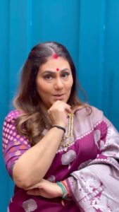 Dipika Chikhlia Instagram - My love for old Hindi music …always wished I was born in those times 🤔🥰

#instagood #photography-#music#photooftheday #instagram #old #fashion #beautiful #instadaily #mumbai #style #photo #happy #explore #reelitfeelit #reelofinstagram #reels #fashionreel #moodyreel #mumbaiinstagram #instagramreel #instareel#dipikachikhliatopiwala
#Trendingreels  #viral 
#Viralvideo #dipikachikhlia #dctmovies #dhartiputranandani