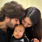 Dipika Kakar Instagram – Introducing our “RUHAAN” to you all❤️
Duaaon me shaamil rakhiyega 🤲

The vlog is live on my youtube channel.
