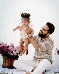 Disha Madan Instagram - Happy Father’s Day to my #1 @shashankvasuki ♥️ 
 You are truly the best dad in the world and we are so lucky to have you! ✨