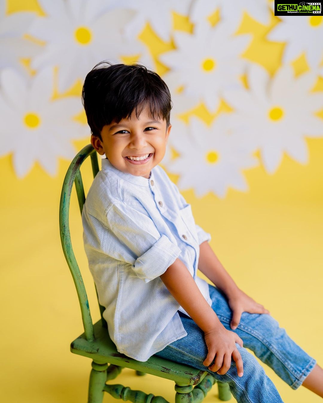 Disha Madan Instagram - How did I get so lucky? ✨ My baby boy turns 4 & I can’t believe how fast time has gone by! Vian has constantly pushed me to be the best mum, friend & human ever! There’s so much I get to learn from my baby every single day 🤍 Thank you for being the best baby my lil V ♥️ Happy Birthday 🤗 📸 - @mommyshotsbyamrita