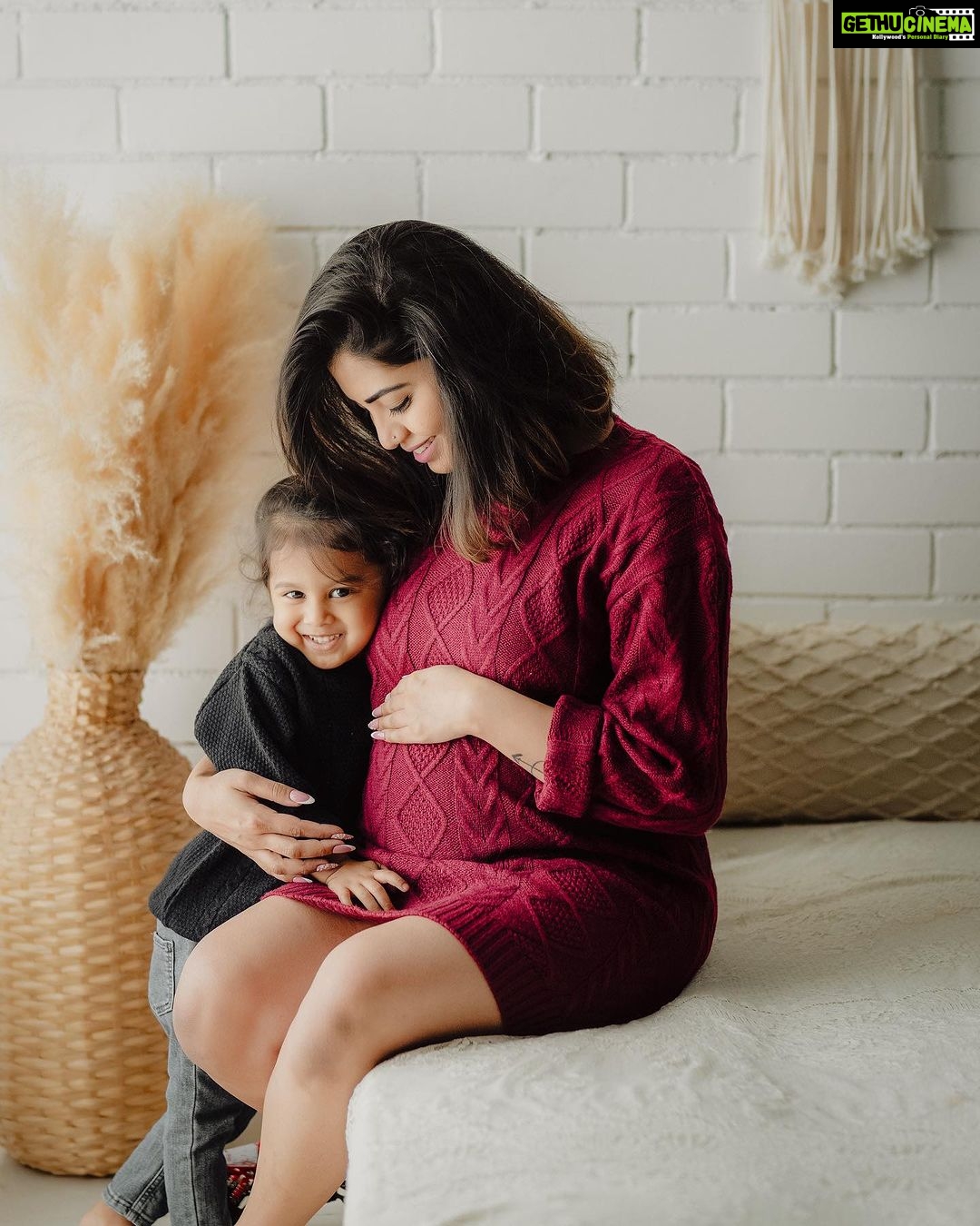 Disha Madan Instagram - How did I get so lucky? ✨ My baby boy turns 4 & I can’t believe how fast time has gone by! Vian has constantly pushed me to be the best mum, friend & human ever! There’s so much I get to learn from my baby every single day 🤍 Thank you for being the best baby my lil V ♥️ Happy Birthday 🤗 📸 - @mommyshotsbyamrita