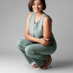 Disha Madan Instagram - Know your worth, then add tax! 📸 @mommyshotsbyamrita 💋 @makeupbyyashy