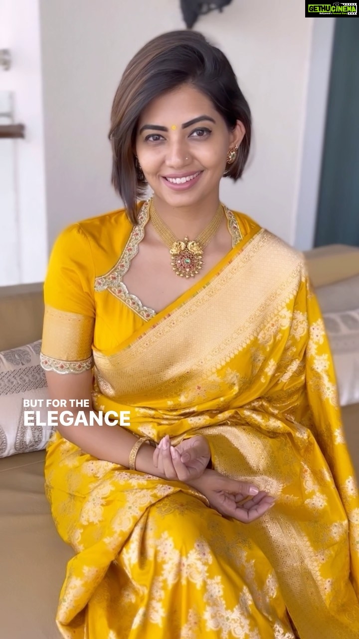 Disha Madan Instagram - #SixYards - all about Banarasi Sarees today! 💛 Comment & let me know what you’d like to see next? ✨