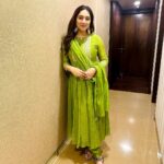 Disha Parmar Instagram - Going Green. 🍃 . . Styleby - @stylebyriyajn Outfit - @almaaribypooja × @viralmantra Earrings - @echo101pr MUA & Hair - @fab_beauty___ x @sidandpiyu