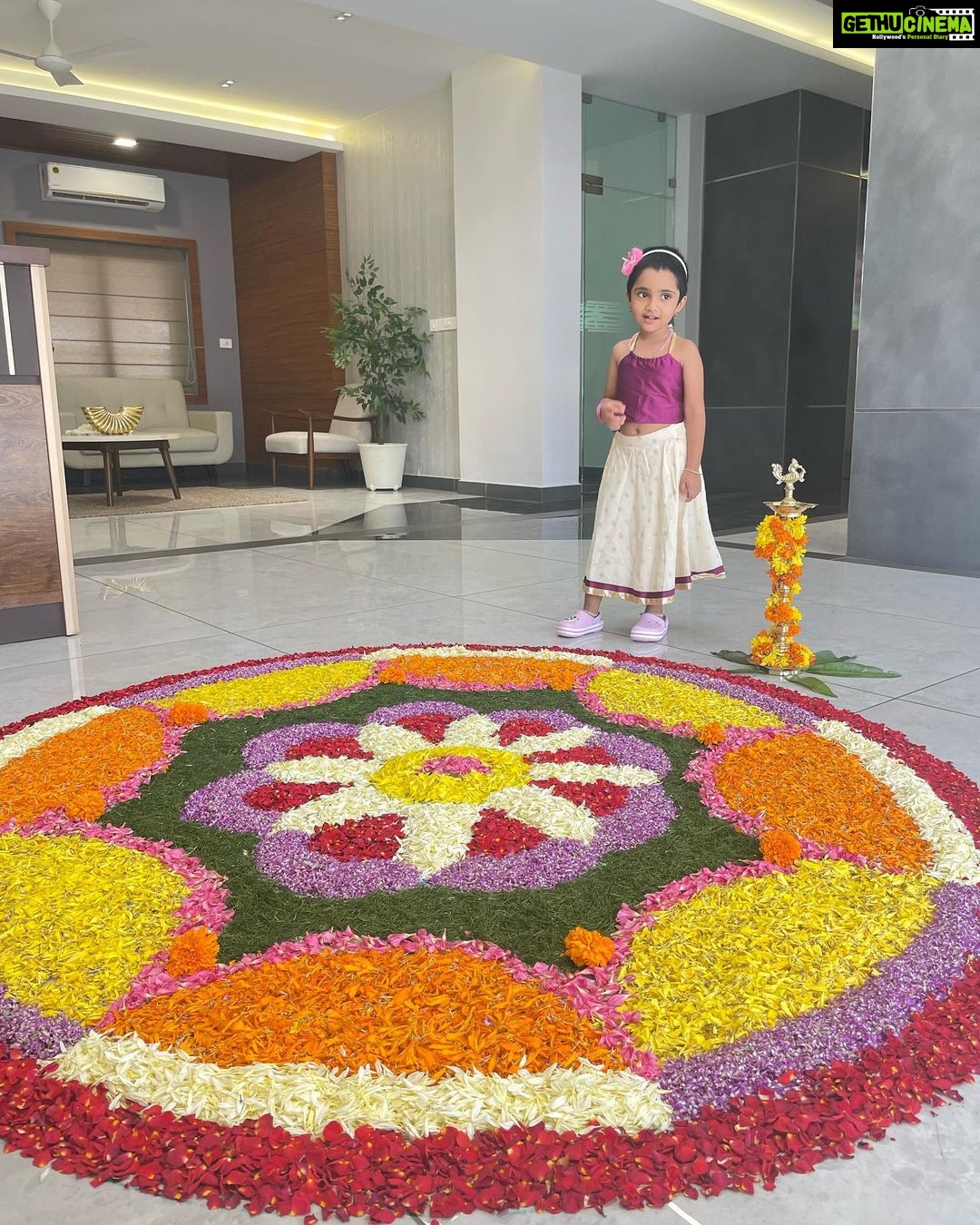 Divya Padmini Instagram - ONAM Celebration begins🌼🌼