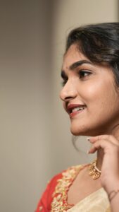 Divya Uruduga Instagram - Announcing soon !!

♥️

#divyauruduga #divyau #du #D #arviyans #arviya