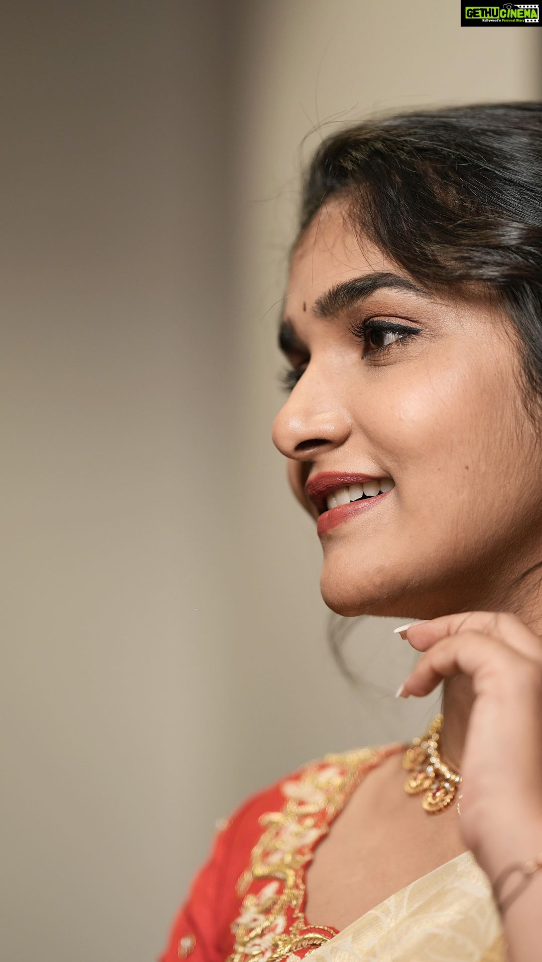 Divya Uruduga - 259.3K Likes - Announcing soon !!
♥️
#divyauruduga #divyau #du #D #arviyans #arviya