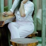Divya Uruduga Instagram - Let your heart guide you always!🔮 📸: @pkstudiophotography 💛🖤 #divyauruduga #divyau #du #D #uruduga #DU #DUvians #thirthahalli #d #shivamoga #kpdu #arviya #arviyans #arya #preetiirali #live #love #laugh #peace #positivity #🧿