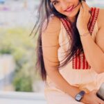 Divya Uruduga Instagram - She loves the wind on her face!💁🏻‍♀️♥️ 💛🖤 📸: @darshan_uruduga 🐿 #divyauruduga #divyau #du #D #uruduga #DU #DUvians #thirthahalli #d #shivamoga #kpdu #arviya #arviyans #arya #preetiirali #live #love #laugh #peace #positivity #🧿
