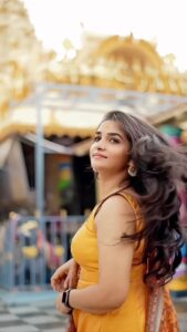 Divya Uruduga Instagram - You glow differently when you have good people with good intentions in your life✨🪷

💛🖤

Outfit: @pixie_yard_couture_studio 💃
📸: @blackpearlstudios.in 😎

#divyauruduga #divyau #du #D #uruduga #DU  #DUvians  #thirthahalli #d #shivamoga #kpdu  #arviya #arviyans #arya #preetiirali #live #love #laugh  #peace #positivity #🧿