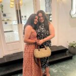 Divya Uruduga Instagram - No friendship is an accident!!♥️ agree?? @gowda_manasa @aditikpai @maulyarai Bag: @alankrit.in 💝 💛🖤 #divyauruduga #divyau #du #D #uruduga #DU #DUvians #thirthahalli #d #shivamoga #kpdu #arviya #arviyans #arya #preetiirali #live #love #laugh #peace #positivity #🧿
