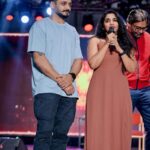 Divya Uruduga Instagram - Yesterday was all about Love, warmth, and Energy. 🥳💃🫶🏻 Thank you Mysore♥️🤗 📸: @nikhil_creationss NaveenGowda 💛🖤 #divyauruduga #divyau #du #D #uruduga #DU #DUvians #thirthahalli #d #shivamoga #kpdu #arviya #arviyans #arya #preetiirali #live #love #laugh #peace #positivity #🧿