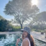 Divyansha Kaushik Instagram - Some views on views for you today🙇‍♀️💜👶🏻☀️🧃