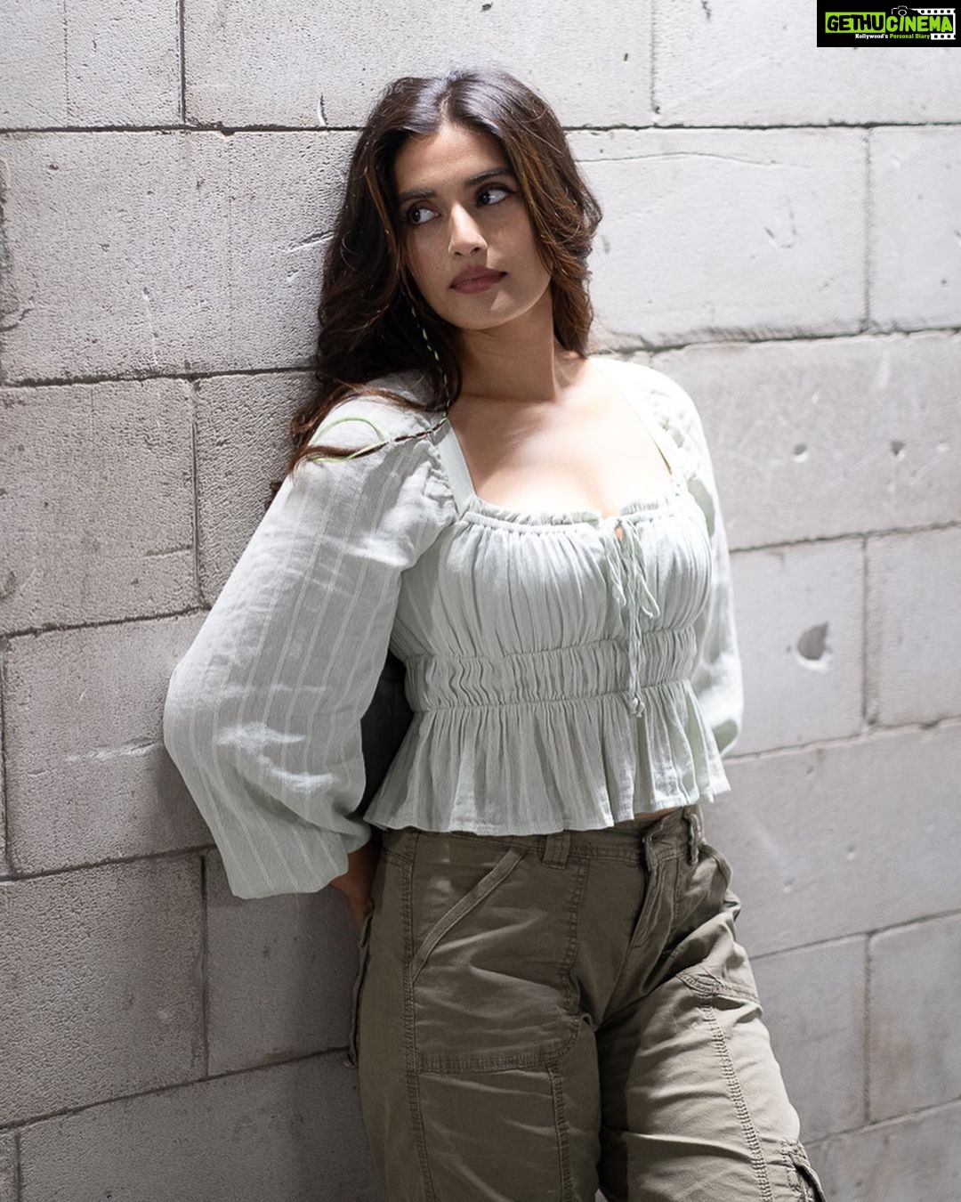 Divyansha Kaushik - 79.9K Likes - ππ