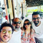 Divyenndu Instagram – Let’s do this more often!!

#worldmentalhealthday #memories #friendship #happiness Happy Place